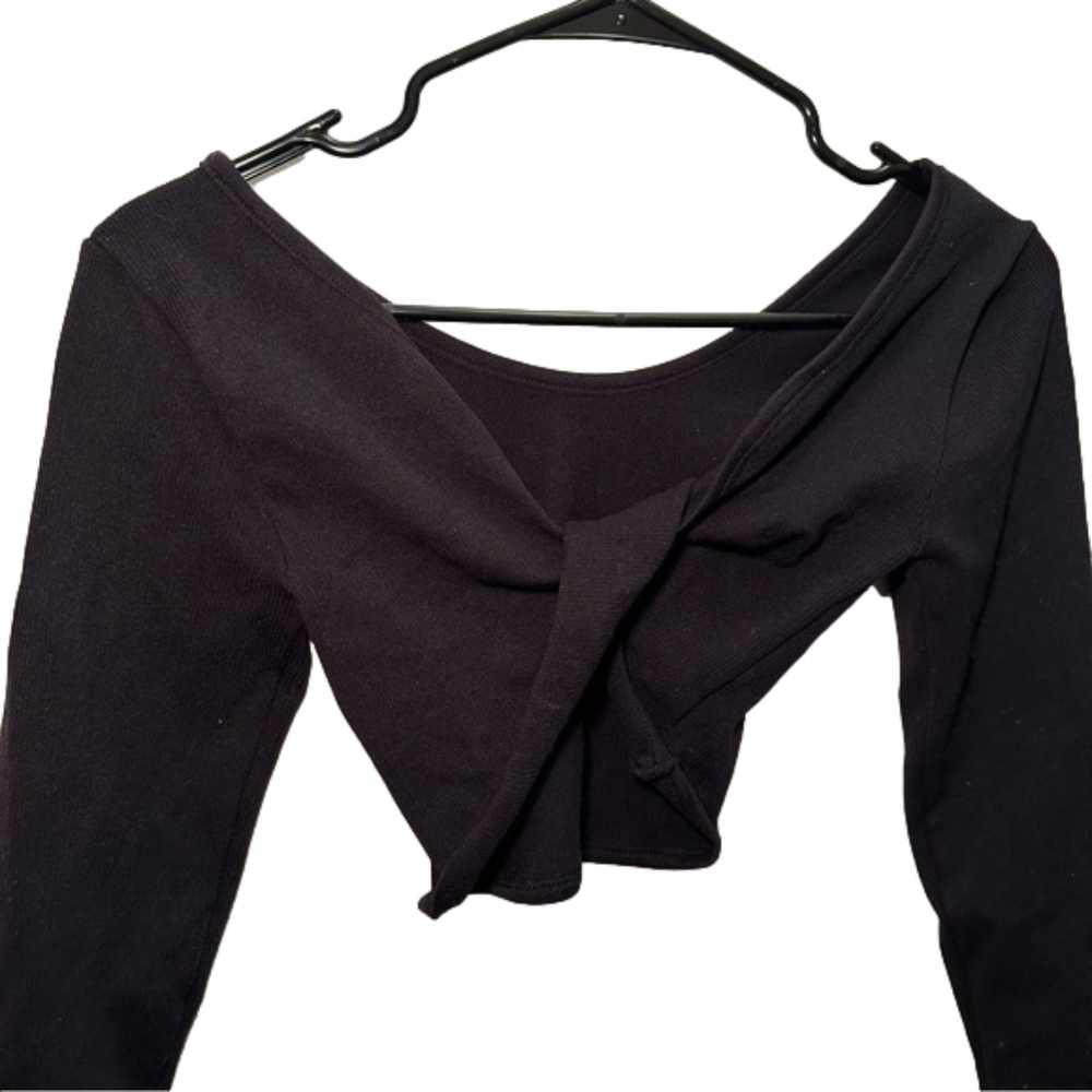 Nanamacs Black Twisted Crop Top Size Medium/Large